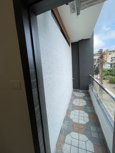 Balcony Image of 1000 Sq.ft 1 BHK Apartment / Flat for rent in Mahalakshmi Nagar Indore for Rs. 18500