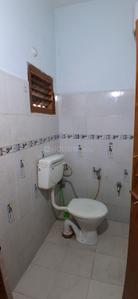 Bathroom Image of 600 Sq.ft 1 BHK Independent House for rent in Madhapur Hyderabad for Rs. 23000