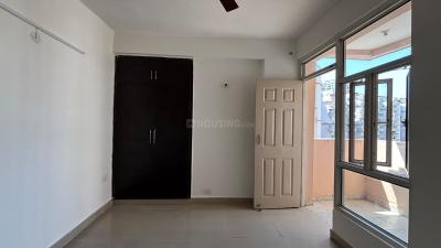 Bedroom Image of 930 Sq.ft 2 BHK Apartment / Flat for sale in Supertech North Eye, Sector 74 Noida for Rs. 9250000