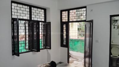 Bedroom Image of 1475 Sq.ft 2 BHK Apartment / Flat for sale in Amrapali Royal, Indirapuram Ghaziabad for Rs. 12400000