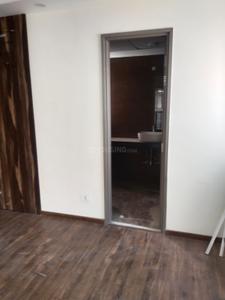 Bedroom Image of 3670 Sq.ft 4 BHK Apartment / Flat for rent in Shalimar One World Pinnacle, Gomti Nagar Lucknow for Rs. 40000