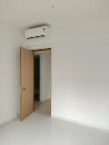Bedroom Image of 980 Sq.ft 2 BHK Apartment / Flat for sale in Lodha Bellagio Tower C, Powai Mumbai for Rs. 38000000