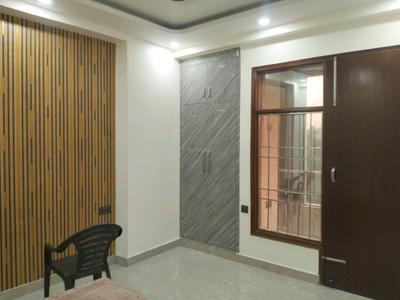 Bedroom Image of 1950 Sq.ft 4 BHK Builder Floor for sale in Shalimar Garden Ghaziabad for Rs. 17500000