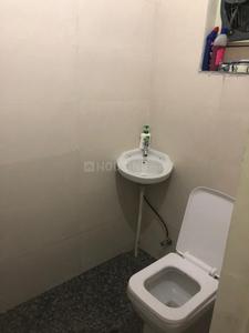 Bathroom Image of 1000 Sq.ft 1 BHK Apartment / Flat for rent in Sector 13 Karnal for Rs. 10000