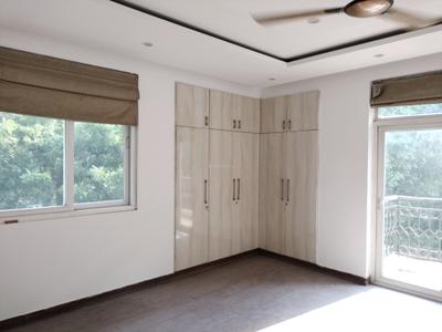 Bedroom Image of 2700 Sq.ft 4 BHK Apartment / Flat for sale in Beverly Park Apartments, Sector 22 Dwarka New Delhi for Rs. 59000000
