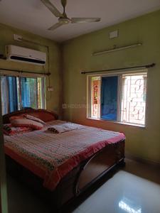 Bedroom Image of 900 Sq.ft 2 BHK Independent House for rent in Thakurpukur Kolkata for Rs. 14999