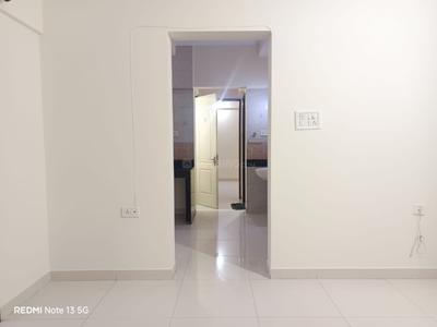 Hall Image of 610 Sq.ft 1 BHK Apartment / Flat for rent in Magarpatta Zinnia, Magarpatta City Pune for Rs. 24000