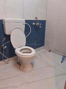 Image of 1950 Sq.ft 4 BHK Apartment / Flat for rent in Chinar Park, Kolkata for Rs. 40000