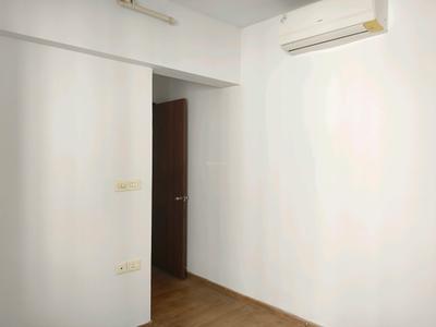 Bedroom Image of 909 Sq.ft 2 BHK Apartment / Flat for sale in Lodha Lakeshore Greens, Palava Phase 2 Thane for Rs. 5700000