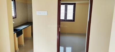Image of 300 Sq.ft 1 BHK Apartment / Flat for rent in Karattangkadu, Tiruppur for Rs. 7700