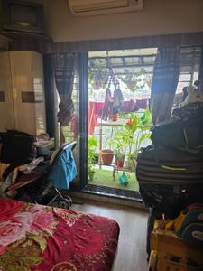 Bedroom Image of 1000 Sq.ft 3 BHK Apartment / Flat for rent in Relcon Rajatdhaulagiri, Vile Parle East Mumbai for Rs. 125000