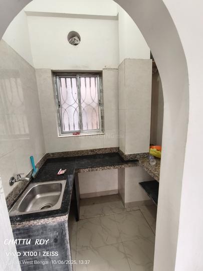 Mona vabon Kitchen 1