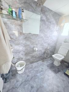 Bathroom Image of 1440 Sq.ft 3 BHK Apartment / Flat for sale in Bodakdev Ahmedabad for Rs. 7500000