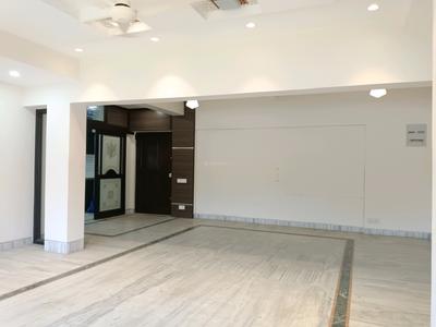 Living Room Image of 2000 Sq.ft 3 BHK Apartment / Flat for sale in Ballygunge Kolkata for Rs. 21000000