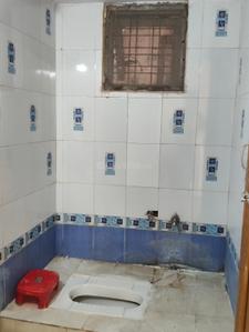 Bathroom Image of 1000 Sq.ft 2 BHK Apartment / Flat for sale in South Civil Lines Jabalpur for Rs. 4100000