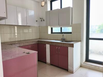 Kitchen Image of 1350 Sq.ft 3 BHK Builder Floor for rent in Vatika India Next, Sector 82 Gurgaon for Rs. 30000