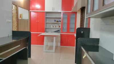 Kitchen Image of 950 Sq.ft 2 BHK Apartment / Flat for rent in Manjalpur Vadodara for Rs. 15500