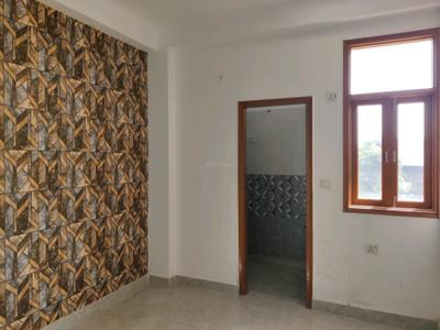 Bedroom Image of 900 Sq.ft 3 BHK Builder Floor for sale in DLF Ankur Vihar Ghaziabad for Rs. 3380036