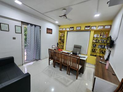3 BHK Semi Furnished Flat