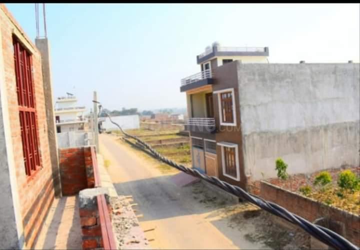 Neelendras Amity Green Main Image 1