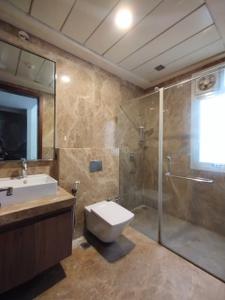 Image of 4021 Sq.ft 4 BHK Apartment / Flat for sale in Prestige White Meadows Clover Leaf by Prestige Projects Pvt Ltd, Whitefield, Bengaluru for Rs. 73000000