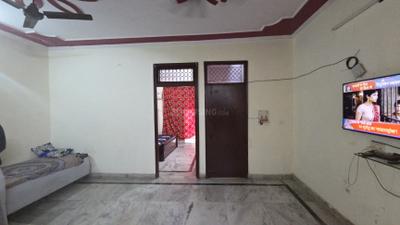 Living Room Image of 900 Sq.ft 2 BHK Builder Floor for sale in Laxmi Nagar New Delhi for Rs. 5500000