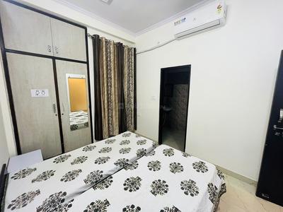 Bedroom Image of Shri radhe girls pg in Mansarovar, Jaipur