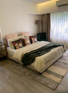 Bedroom Image of 1200 Sq.ft 2 BHK Apartment / Flat for rent in Bandra West Mumbai for Rs. 99000