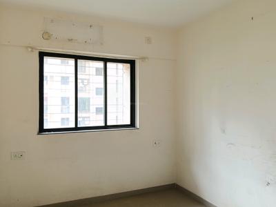 Bedroom Image of 634 Sq.ft 2 BHK Apartment / Flat for rent in Puraniks Tokyo Bay, Kasarvadavali Thane for Rs. 25000