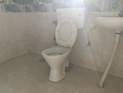 Bathroom Image of 732 Sq.ft 3 BHK Apartment / Flat for sale in Signature Global Golf Green, Sector 79 Gurgaon for Rs. 7800000