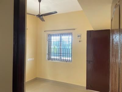 Bedroom Image of 900 Sq.ft 2 BHK Apartment / Flat for rent in Yume Homes KNR Abirami Webster Village, Vandalur Chennai for Rs. 19000