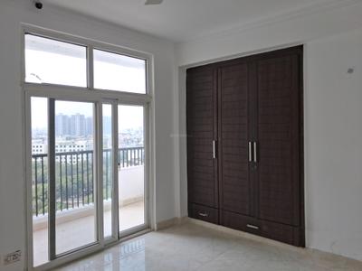 Bedroom Image of 1495 Sq.ft 3 BHK Apartment / Flat for sale in Amrapali Platinum, Sector 120 Noida for Rs. 13900000