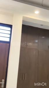 Bathroom Image of 500 Sq.ft 2.5 BHK Independent House for rent in Sadarpur Ghaziabad for Rs. 15000