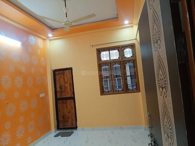 Bedroom Image of 1000 Sq.ft 2 BHK Builder Floor for rent in Lucknow Cantt Township Lucknow for Rs. 12000