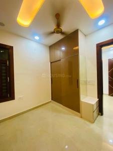 Bedroom Image of 2000 Sq.ft 4 BHK Apartment / Flat for sale in Sector 105 Noida for Rs. 9000000
