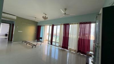 Living Room Image of 1300 Sq.ft 2 BHK Apartment / Flat for rent in Amanora Aspire Towers, Hadapsar Pune for Rs. 58000