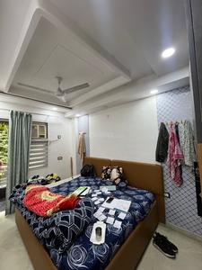 Bedroom Image of 720 Sq.ft 2 BHK Builder Floor for sale in Shalimar Bagh New Delhi for Rs. 13500000