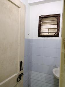 Common Bathroom One Image of 450 Sq.ft 1 BHK Apartment / Flat for sale in Sector 23B Dwarka New Delhi for Rs. 6705000