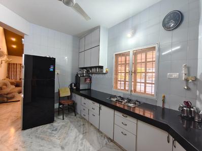 Kitchen Image of 3000 Sq.ft 3.5 BHK Villa for sale in Akota Vadodara for Rs. 50000000