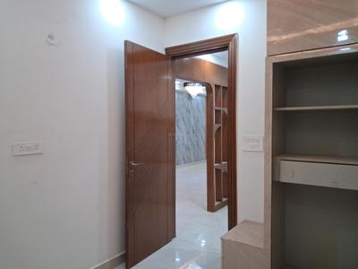 Bedroom Image of 1500 Sq.ft 3 BHK Apartment / Flat for sale in Hometech Pride2 , Sector 73 Noida for Rs. 5280000