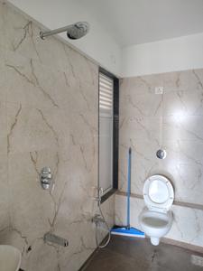 Common Bathroom Image of 575 Sq.ft 1 BHK Apartment / Flat for rent in Unnati Woods Phase 7, Kasarvadavali Thane for Rs. 17001