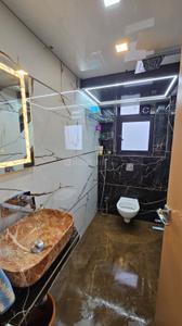 Bathroom Image of 1860 Sq.ft 4 BHK Apartment / Flat for sale in Marine Lines Mumbai for Rs. 120000000