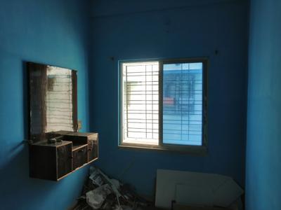 Bedroom Image of 730 Sq.ft 2 BHK Apartment / Flat for rent in Airport Gate no. 1 Kolkata for Rs. 10000