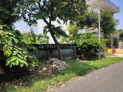 Image of 300 Sq.ft Residential Plot / Land for sale in Omega IV, Greater Noida for Rs. 45000000