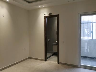 Bedroom Image of 1800 Sq.ft 3 BHK Builder Floor for rent in Pitampura New Delhi for Rs. 80000