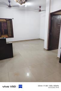 Hall Image of 1000 Sq.ft 2 BHK Apartment / Flat for sale in Virugambakkam Chennai for Rs. 10000000