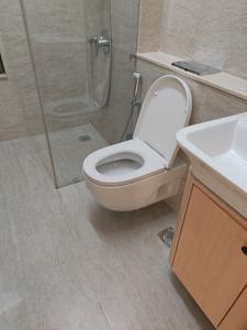 Common Bathroom Image of 1100 Sq.ft 3 BHK Apartment / Flat for sale in Adani Ten BKC, Bandra East Mumbai for Rs. 68100000
