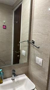 Bathroom Image of 1500 Sq.ft 3 BHK Apartment / Flat for sale in Nahar Chandi Valley Phase I, Powai Mumbai for Rs. 35000000