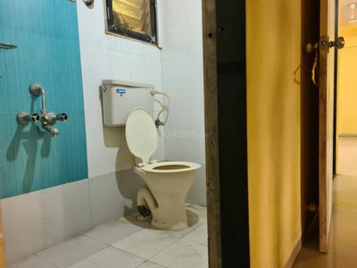 Bathroom Image of 1050 Sq.ft 3 BHK Apartment / Flat for sale in Haware Splendor, Kharghar Navi Mumbai for Rs. 19500000