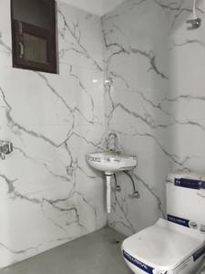 Common Bathroom Image of 1050 Sq.ft 2 BHK Apartment / Flat for sale in Krishna Elite Homes, Noida Extension Greater Noida for Rs. 3850000